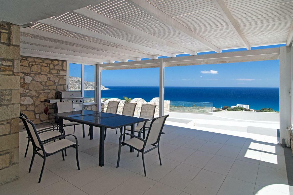 Evilia Luxury Villa Amoopi Exterior photo